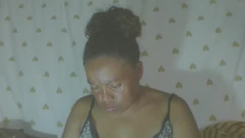 Snapshot of carinesexy69 chatting on 02.07.26 carinesexy69 online show from 02.07.26