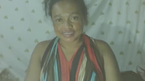 Snapshot of carinesexy69 chatting on 02.19.26 carinesexy69 online show from 02.19.26