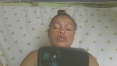 Snapshot of carinesexy69 chatting on 03.21.26 carinesexy69 online show from 03.21.26