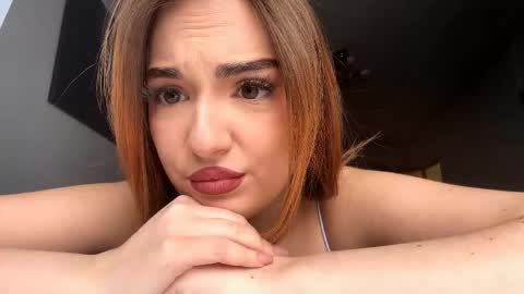 carisadelon online show from 04.13.26