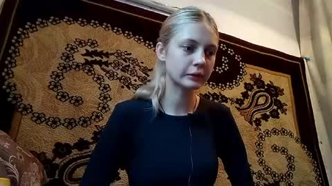 Snapshot of carissaalderson chatting on 04.28.26 Kira online show from 04.28.26