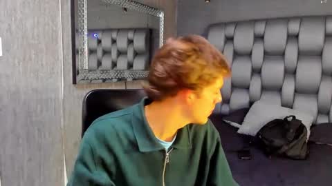 Snapshot of carl_gibson chatting on 09.16.25 carl_gibson online show from 09.16.25