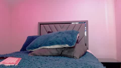 Snapshot of carla_santini chatting on 02.16.25 Carla Santini online show from 02.16.25