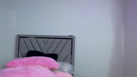 Snapshot of carla_santini chatting on 03.07.25 Carla Santini online show from 03.07.25