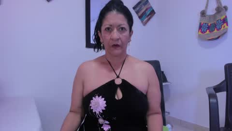 Snapshot of carla_sns chatting on 05.18.26 Carla online show from 05.18.26