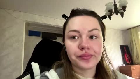 Lesly online show from 04.27.26