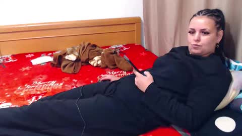 Snapshot of carlasweet00 chatting on 12.18.25 carlasweet00 online show from 12.18.25