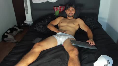 Snapshot of carlbadams96 chatting on 12.14.24 sebasfit online show from 12.14.24