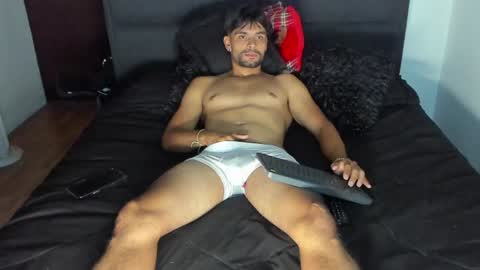 Snapshot of carlbadams96 chatting on 12.14.24 sebasfit online show from 12.14.24