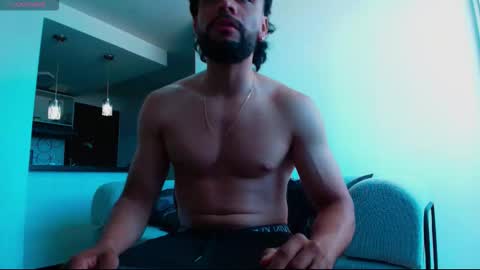 Snapshot of carlbadams96 chatting on 10.18.25 sebasfit online show from 10.18.25