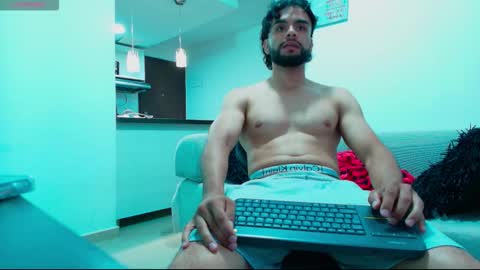 Snapshot of carlbadams96 chatting on 10.26.25 sebasfit online show from 10.26.25