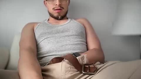 Snapshot of carlcarlinches4 chatting on 10.20.25 carlcarlinches4 online show from 10.20.25