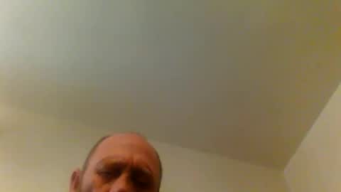 Snapshot of carldhammers chatting on 10.24.25 carldhammers online show from 10.24.25