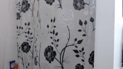 Snapshot of carliecreams chatting on 09.23.25 Carlie online show from 09.23.25