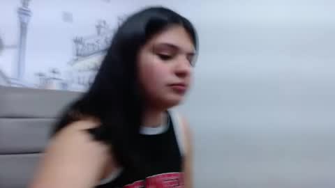 Snapshot of carlin_gimenes707rs chatting on 01.07.25 CARLIN GIMENES online show from 01.07.25