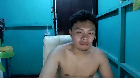 Snapshot of carlo_loverboy chatting on 12.07.24 carlo_loverboy online show from 12.07.24