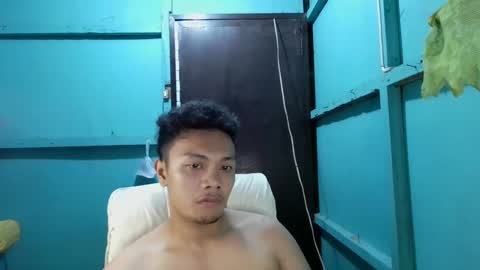 Snapshot of carlo_loverboy chatting on 12.08.24 carlo_loverboy online show from 12.08.24