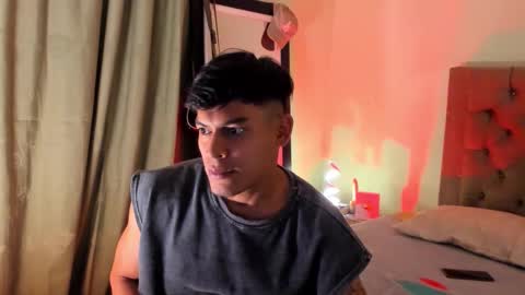 Snapshot of carloshero69 chatting on 12.20.25 carloshero69 online show from 12.20.25