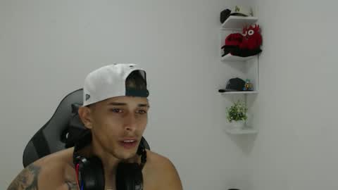 carlossmi01 online show from 11.09.25