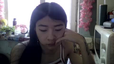 CarlyJoy online show from 04.29.26