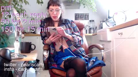 Carly Pearls online show from 01.20.25