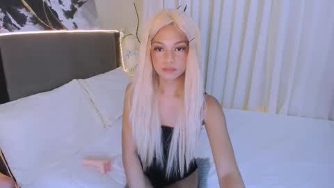 CARMELLA online show from 11.27.25