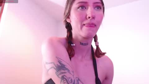 Snapshot of carmennrusso chatting on 01.30.25 carmennrusso online show from 01.30.25