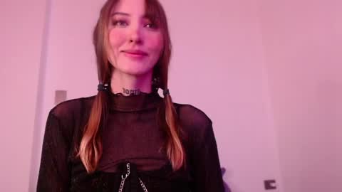 Snapshot of carmennrusso chatting on 05.03.26 carmennrusso online show from 05.03.26