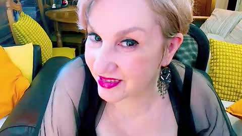 Snapshot of carmenrossi chatting on 02.24.26 Carmen online show from 02.24.26