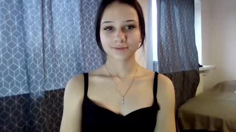 Snapshot of carmenxamore chatting on 12.23.25 CarmenxAmore online show from 12.23.25