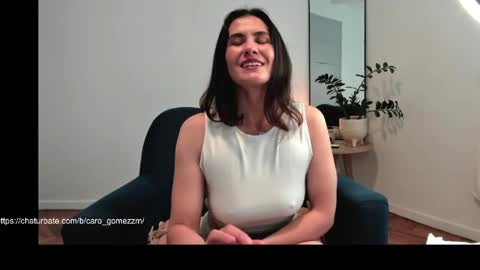Snapshot of caro_gomezzm chatting on 05.27.26 carolina online show from 05.27.26