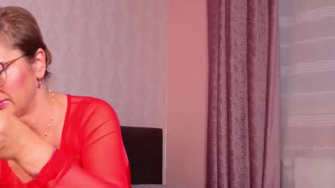 CaroJhones online show from 09.15.25