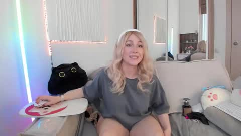 Snapshot of carol_may_ chatting on 03.14.26 carol_may_ online show from 03.14.26