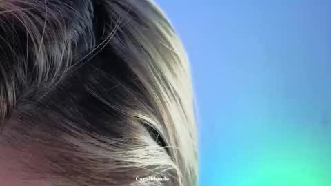 Snapshot of carolblonde chatting on 11.26.25 Char online show from 11.26.25