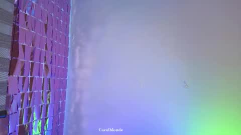 Snapshot of carolblonde chatting on 11.28.25 Char online show from 11.28.25