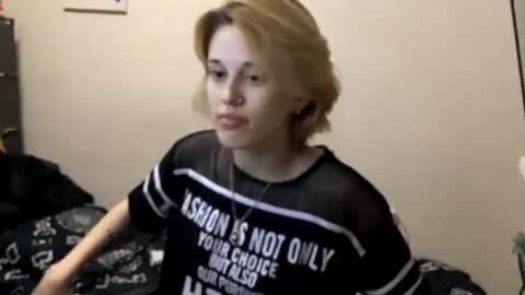 Snapshot of carolcaci chatting on 11.21.25 Call me Carol online show from 11.21.25