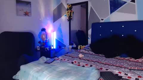 Carolin Moore online show from 01.07.26