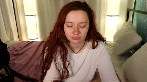 Snapshot of carolina_winter chatting on 12.04.24 Mira online show from 12.04.24