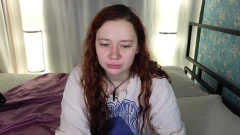 Snapshot of carolina_winter chatting on 12.07.24 Mira online show from 12.07.24