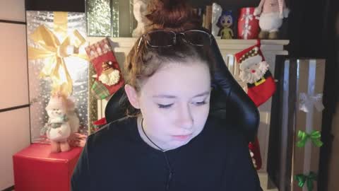 Snapshot of carolina_winter chatting on 12.19.24 Mira online show from 12.19.24