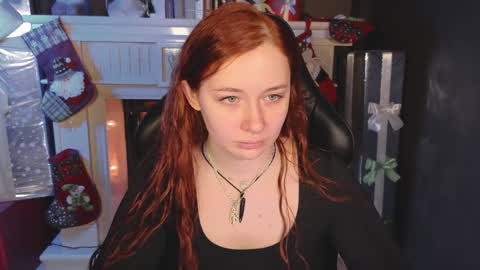 Snapshot of carolina_winter chatting on 01.04.25 Mira online show from 01.04.25