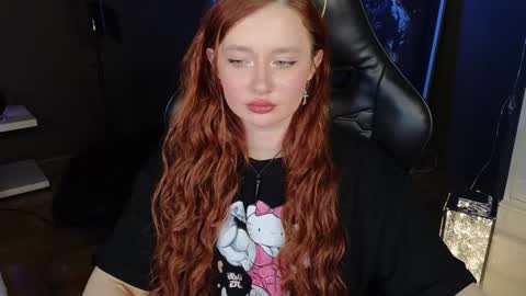 Snapshot of carolina_winter chatting on 02.07.25 Mira online show from 02.07.25