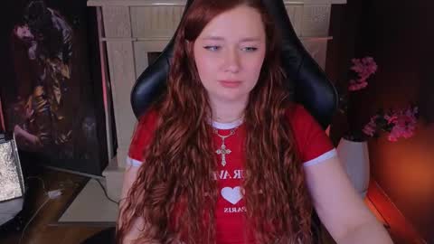 Snapshot of carolina_winter chatting on 03.11.25 Mira online show from 03.11.25