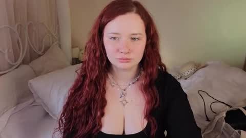 Snapshot of carolina_winter chatting on 09.16.25 Mira online show from 09.16.25