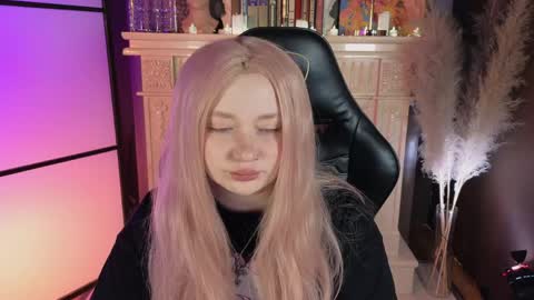 Snapshot of carolina_winter chatting on 03.29.26 Mira online show from 03.29.26