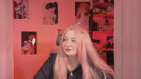 Snapshot of carolina_winter chatting on 04.03.26 Mira online show from 04.03.26