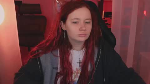 Snapshot of carolina_winter chatting on 04.26.26 Mira online show from 04.26.26