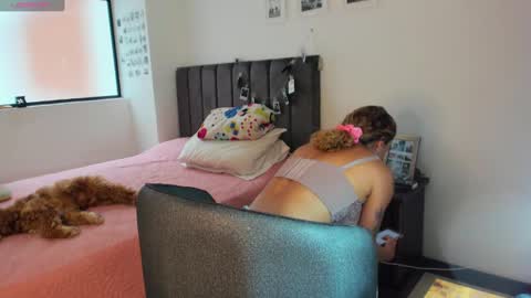 carolina_zaens online show from 10.08.25