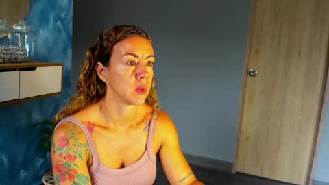 carolina_zaens online show from 05.27.26