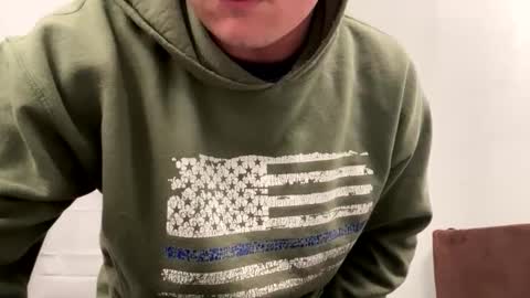 Snapshot of carolinaboy01 chatting on 01.21.25 carolinaboy01 online show from 01.21.25